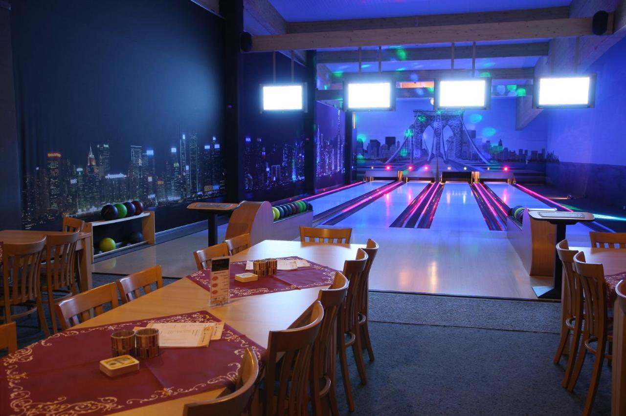 Sporthotel Zum Hohen Eimberg วิลลิงเงิน ภายนอก รูปภาพ